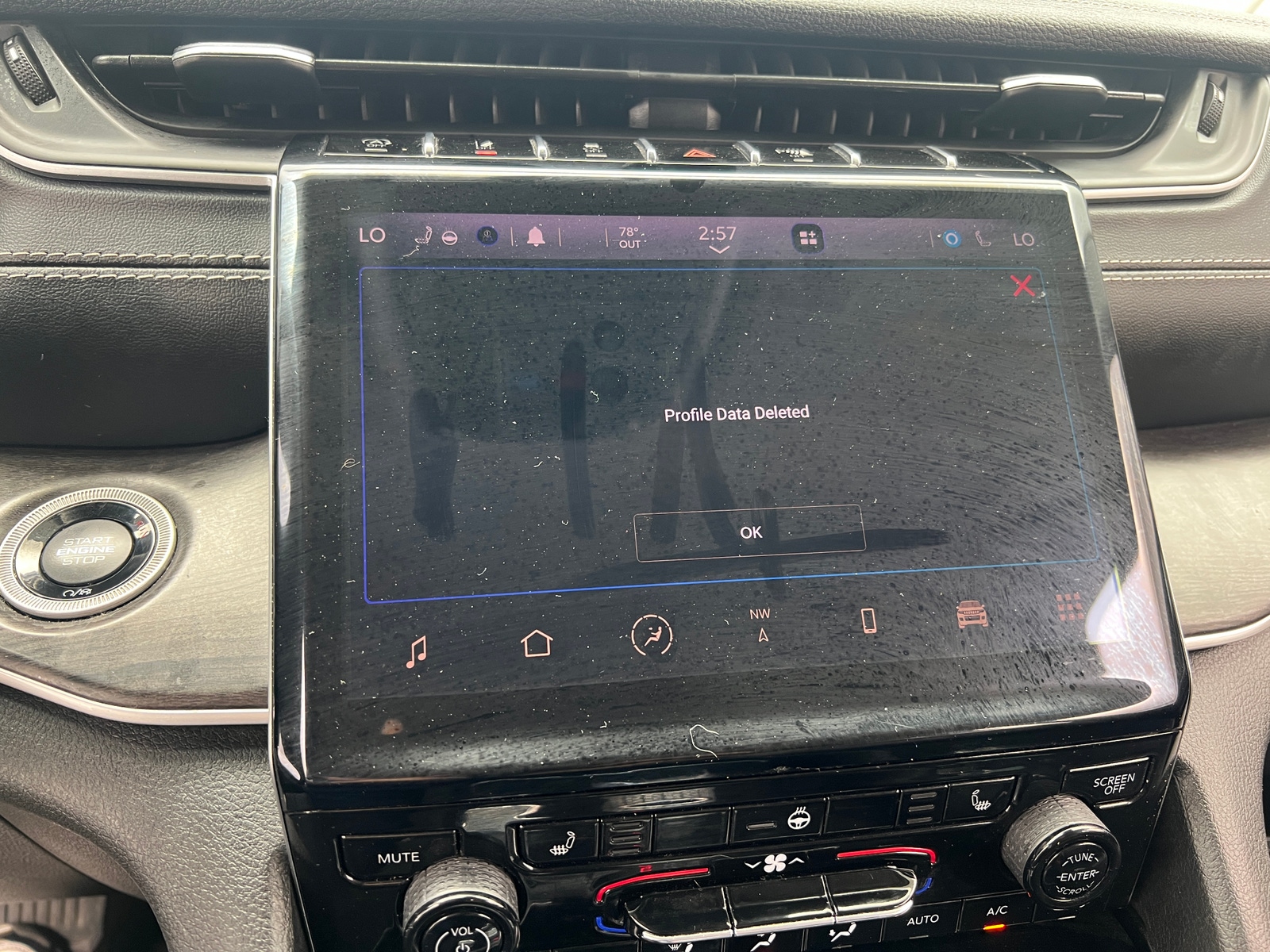 Thumbnail: 2021 Jeep Grand Cherokee L - 3