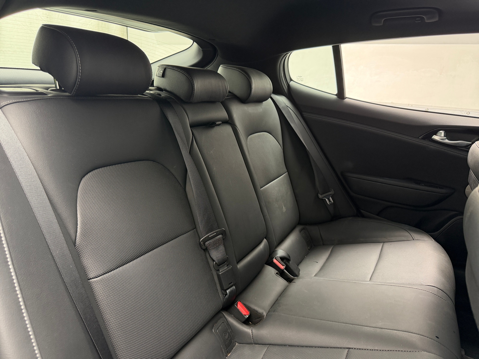 Thumbnail: 2022 Kia Stinger - 5