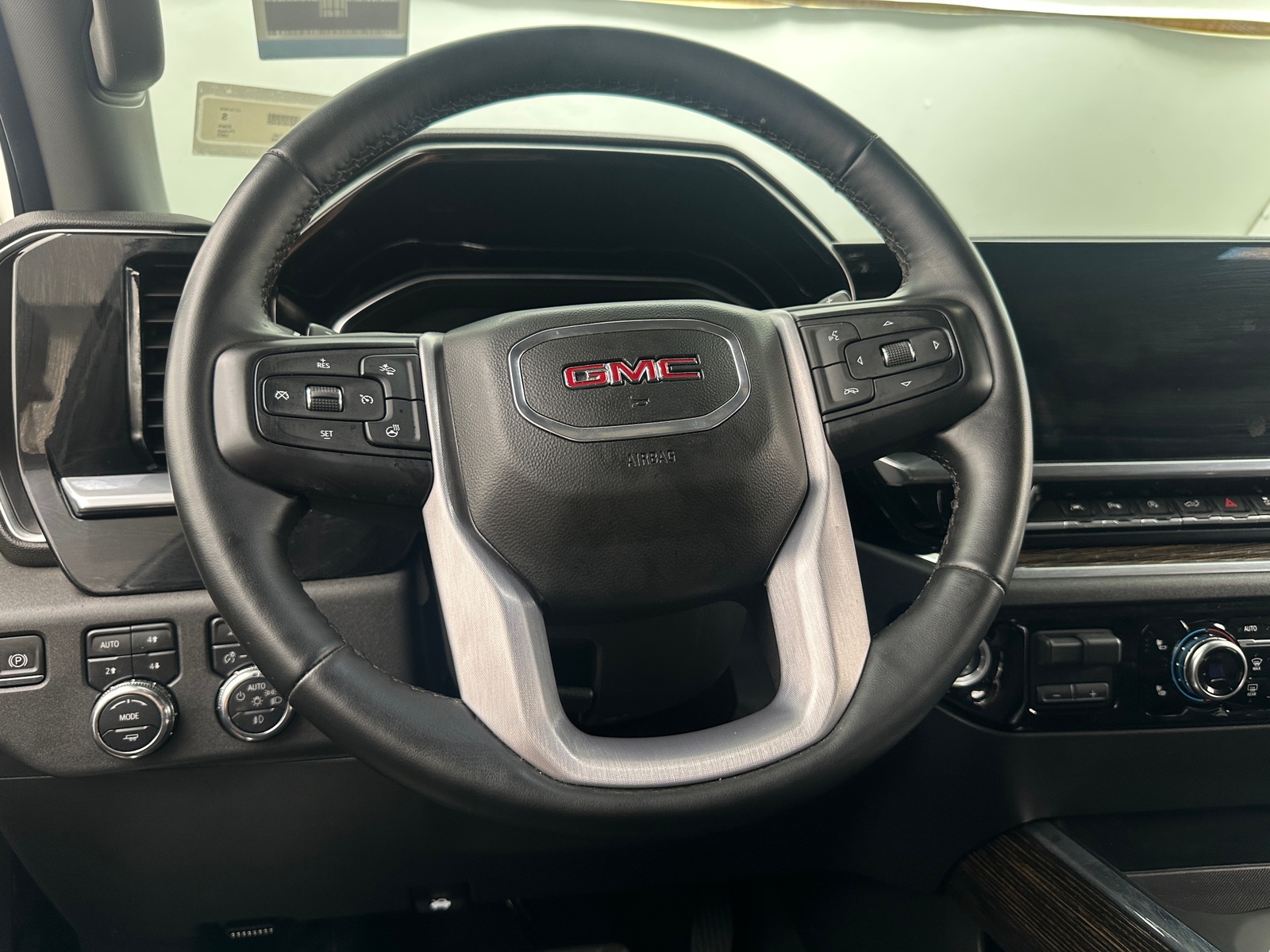 Thumbnail: 2023 GMC Sierra 1500 - 4