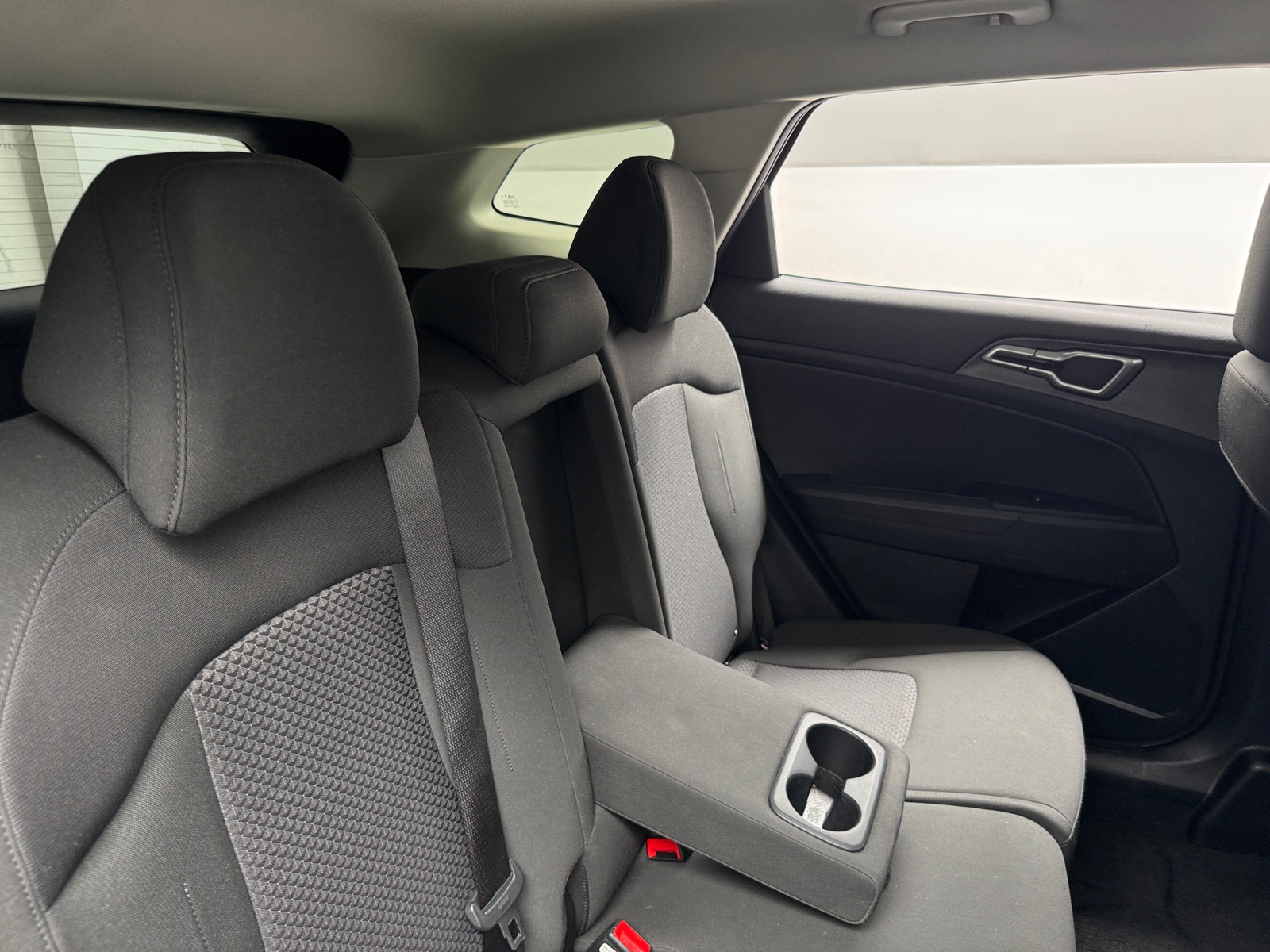 Thumbnail: 2025 Kia Sportage - 6
