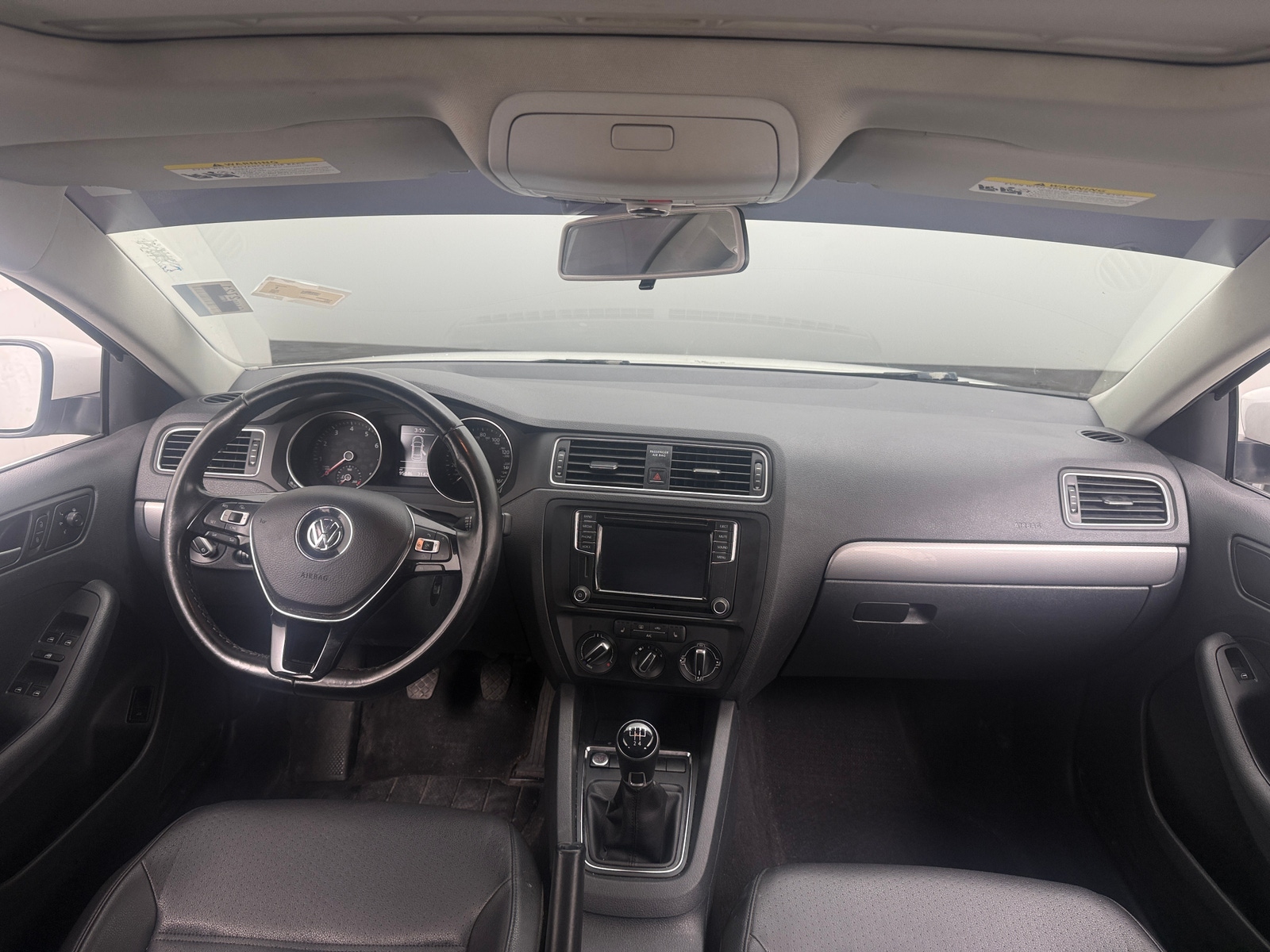 Thumbnail: 2017 Volkswagen Jetta - 2