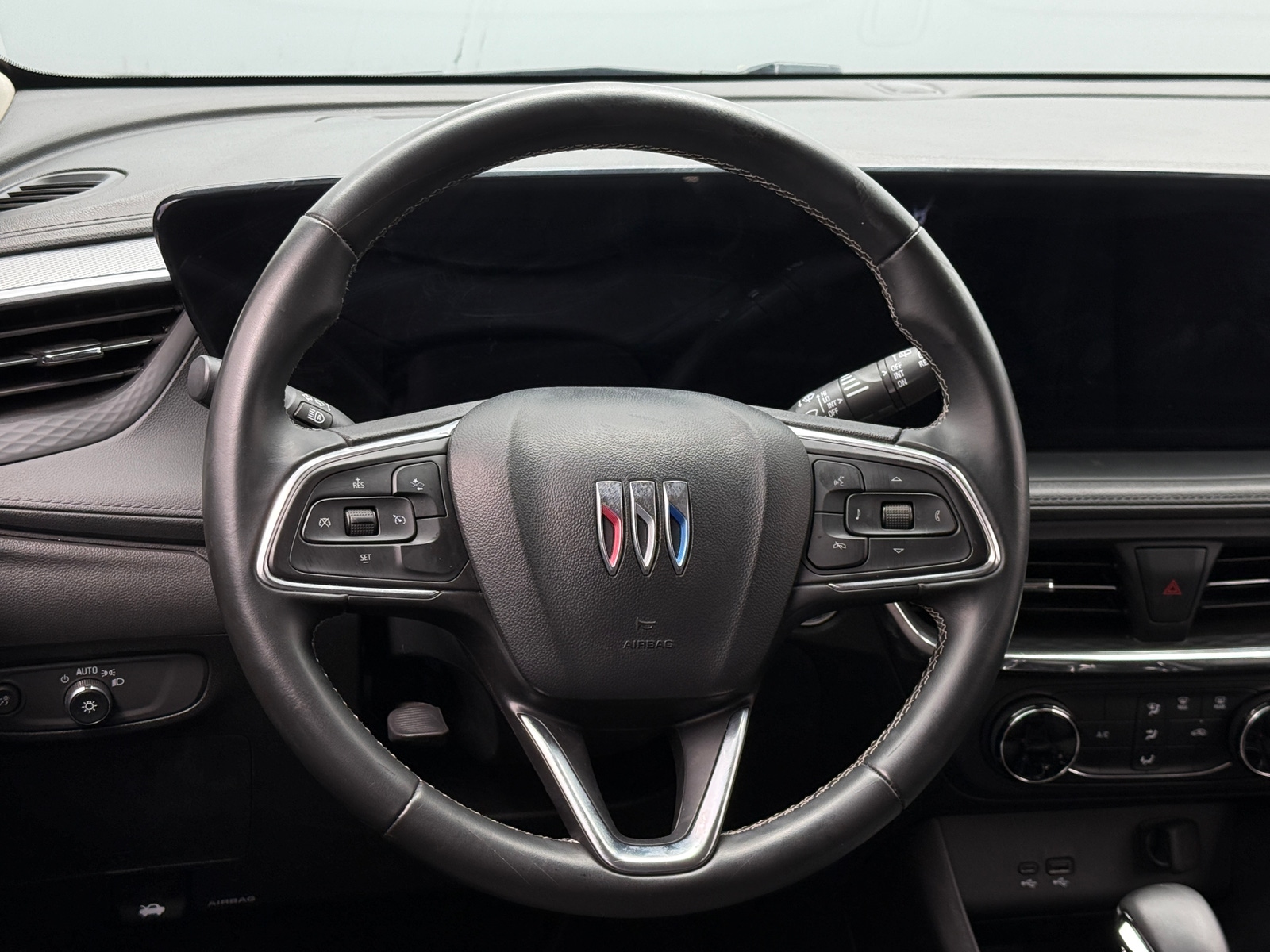 Thumbnail: 2025 Buick Encore GX - 4