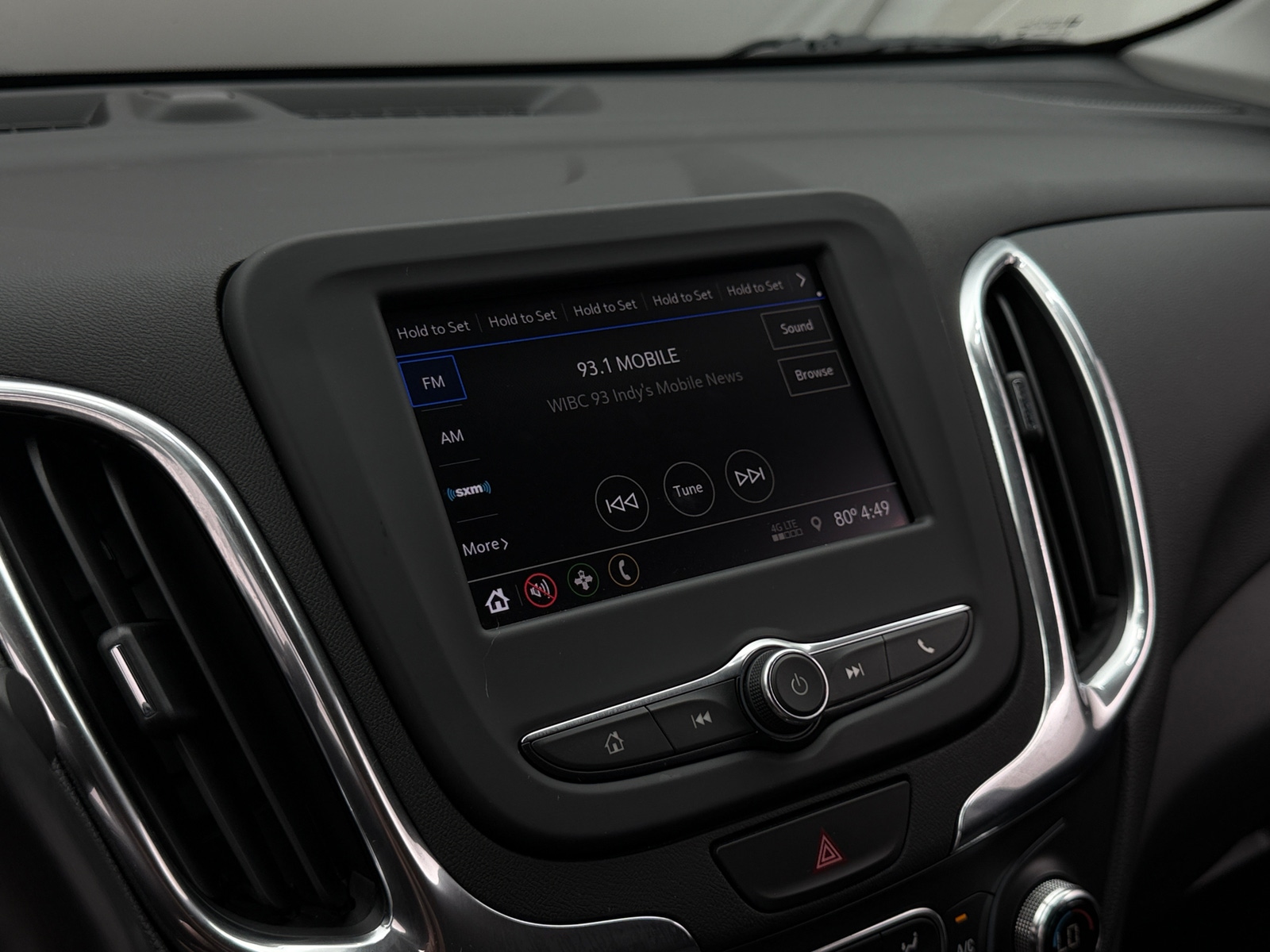 Thumbnail: 2020 Chevrolet Equinox - 4