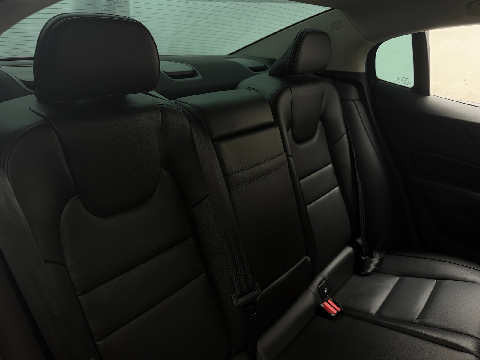 Thumbnail: 2020 Volvo S60 - 5