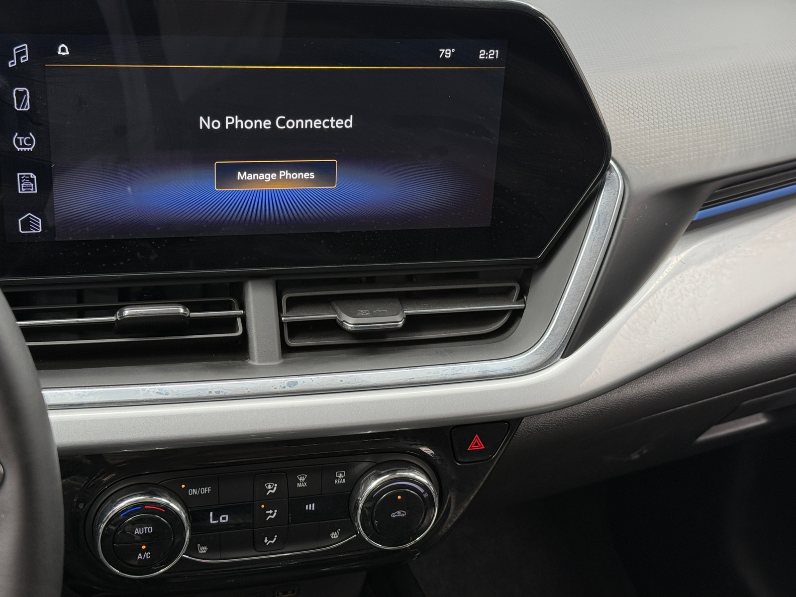 Thumbnail: 2026 Chevrolet Trax - 4