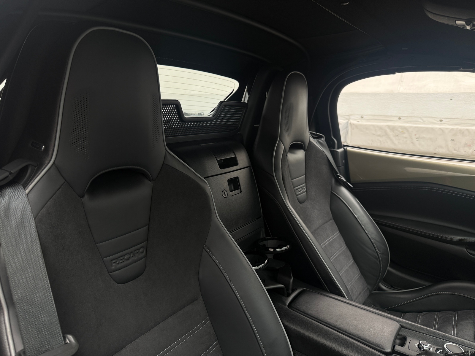 Thumbnail: 2023 Mazda MX-5 Miata - 2