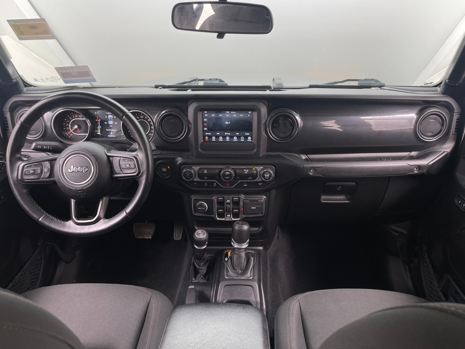 Thumbnail: 2022 Jeep Gladiator - 3