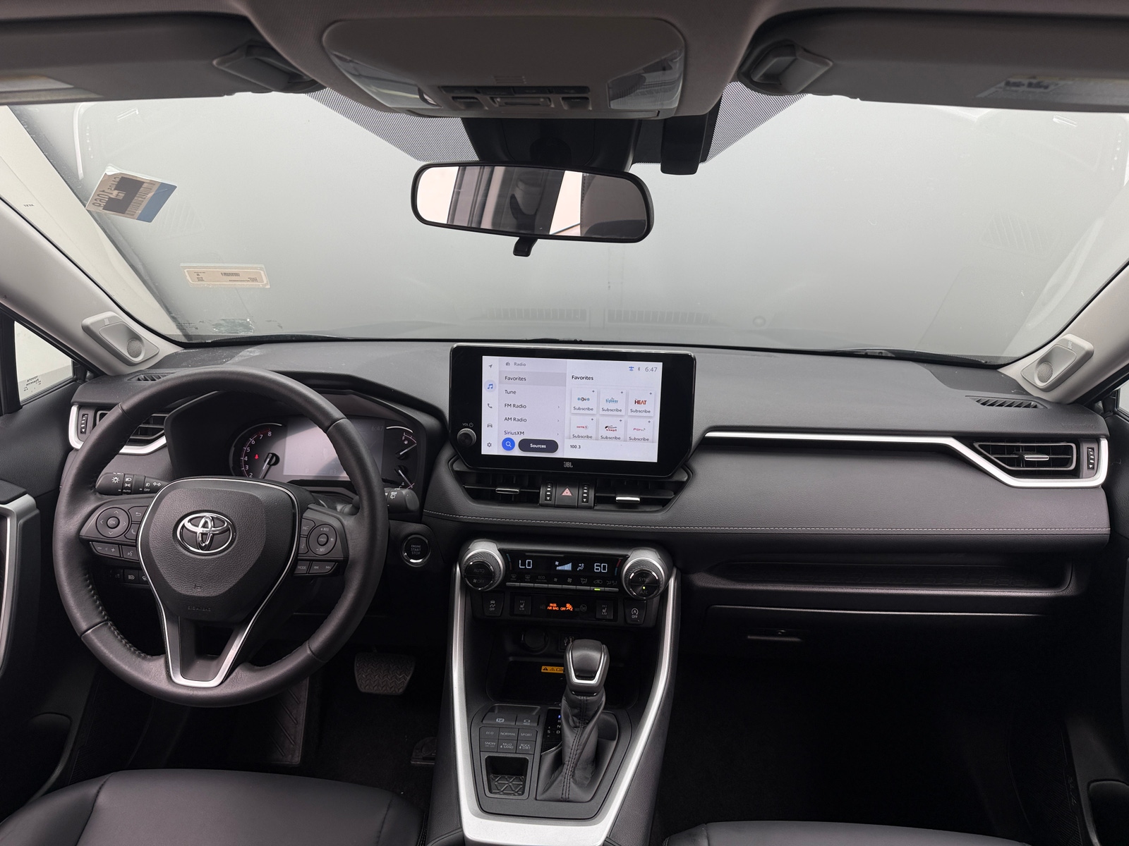 Thumbnail: 2025 Toyota RAV4 - 2