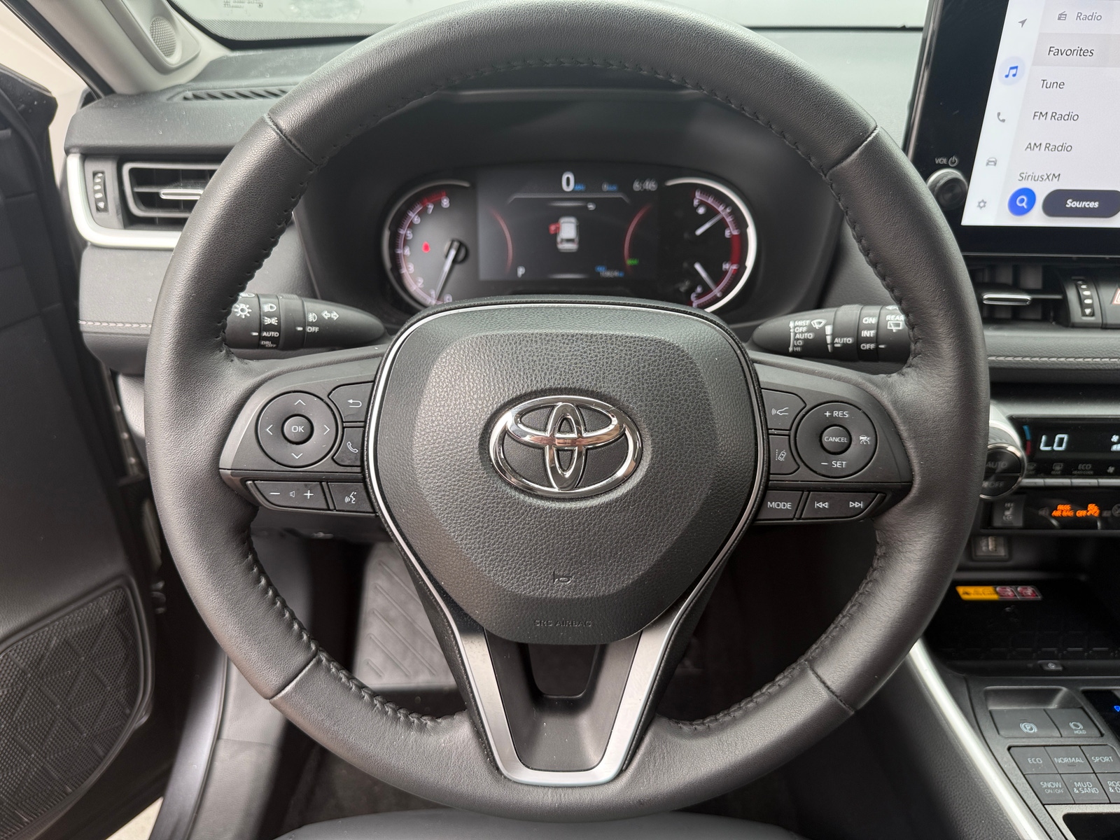 Thumbnail: 2025 Toyota RAV4 - 4