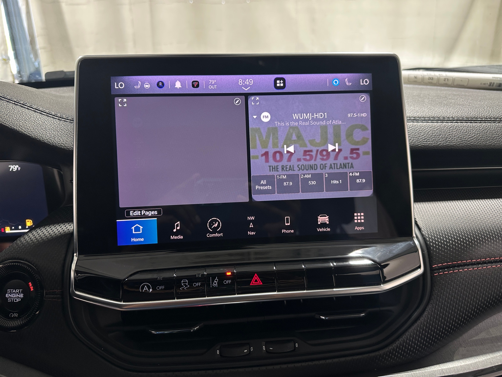 Thumbnail: 2022 Jeep Compass - 3