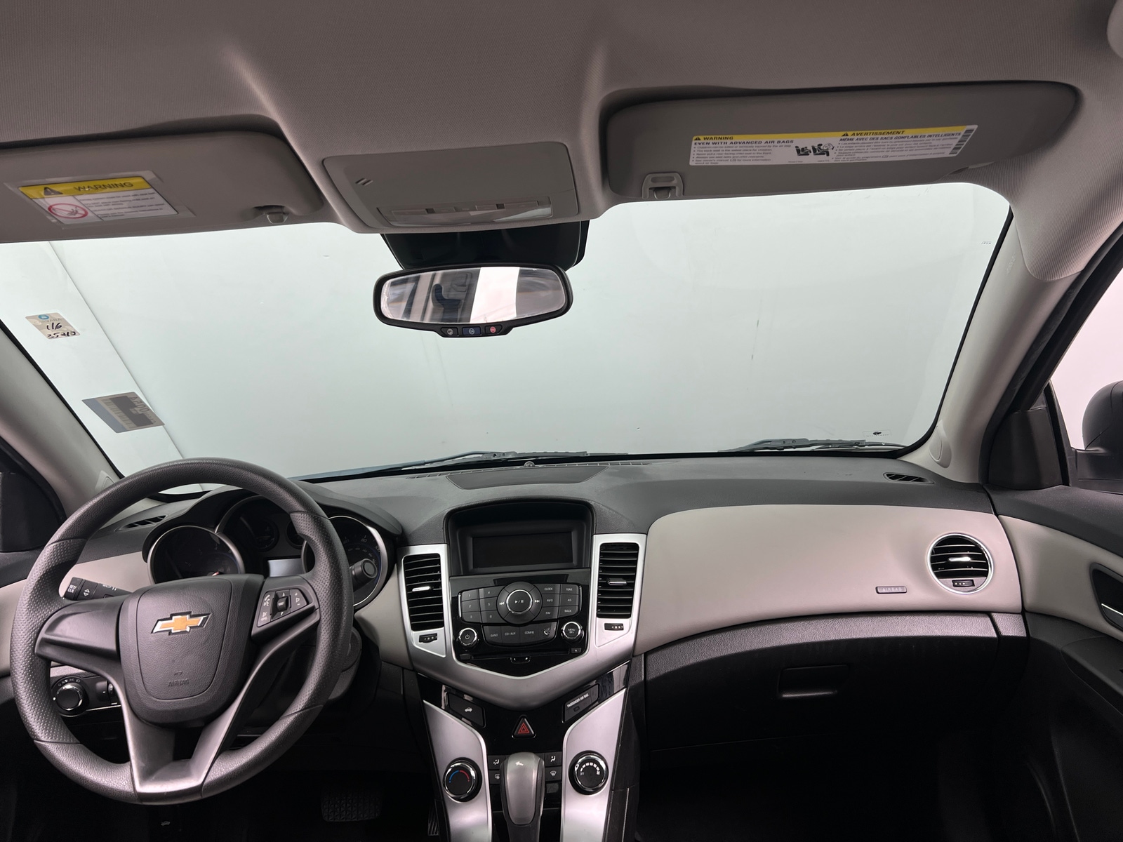 Thumbnail: 2015 Chevrolet Cruze - 3