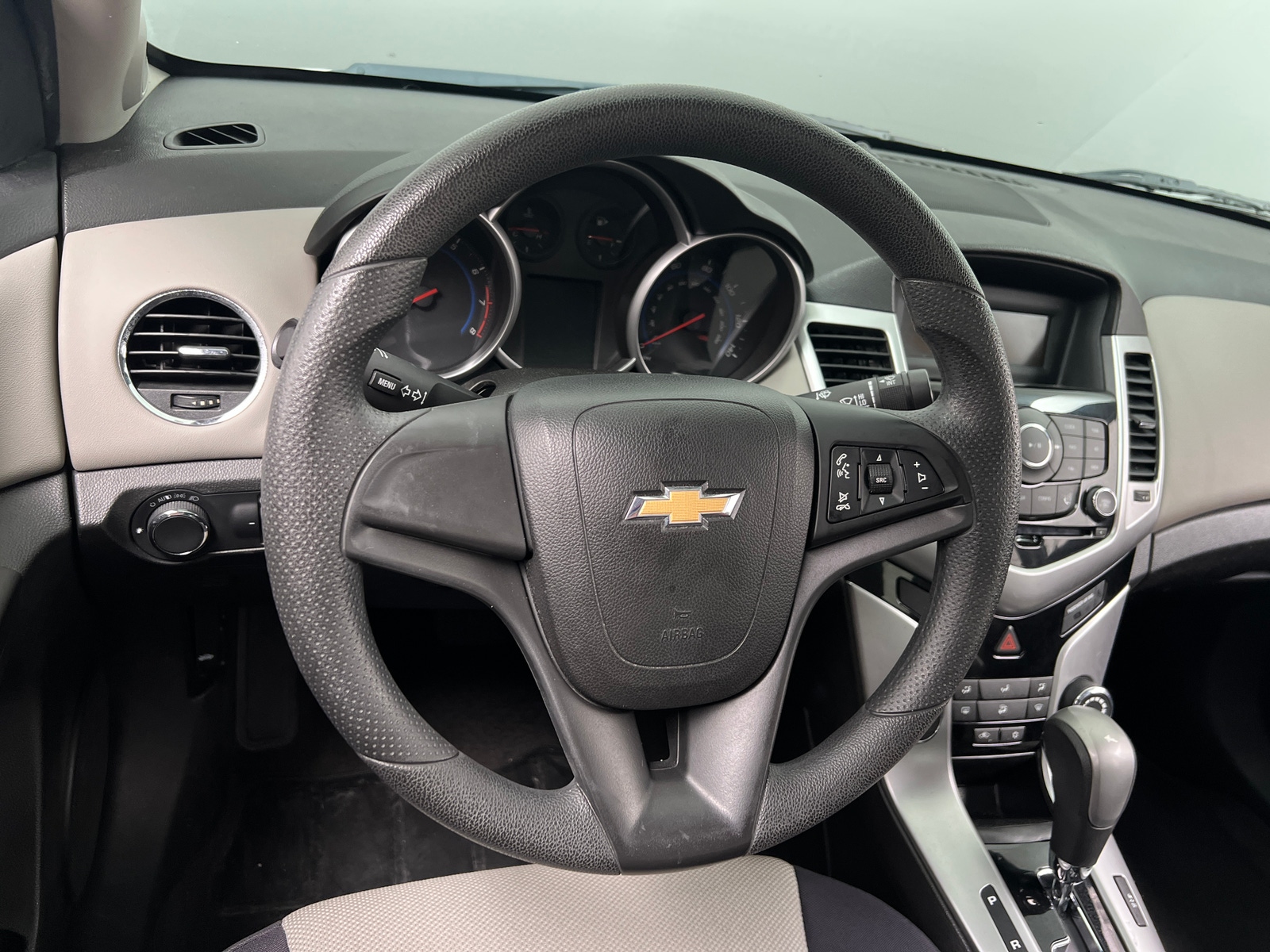 Thumbnail: 2015 Chevrolet Cruze - 5