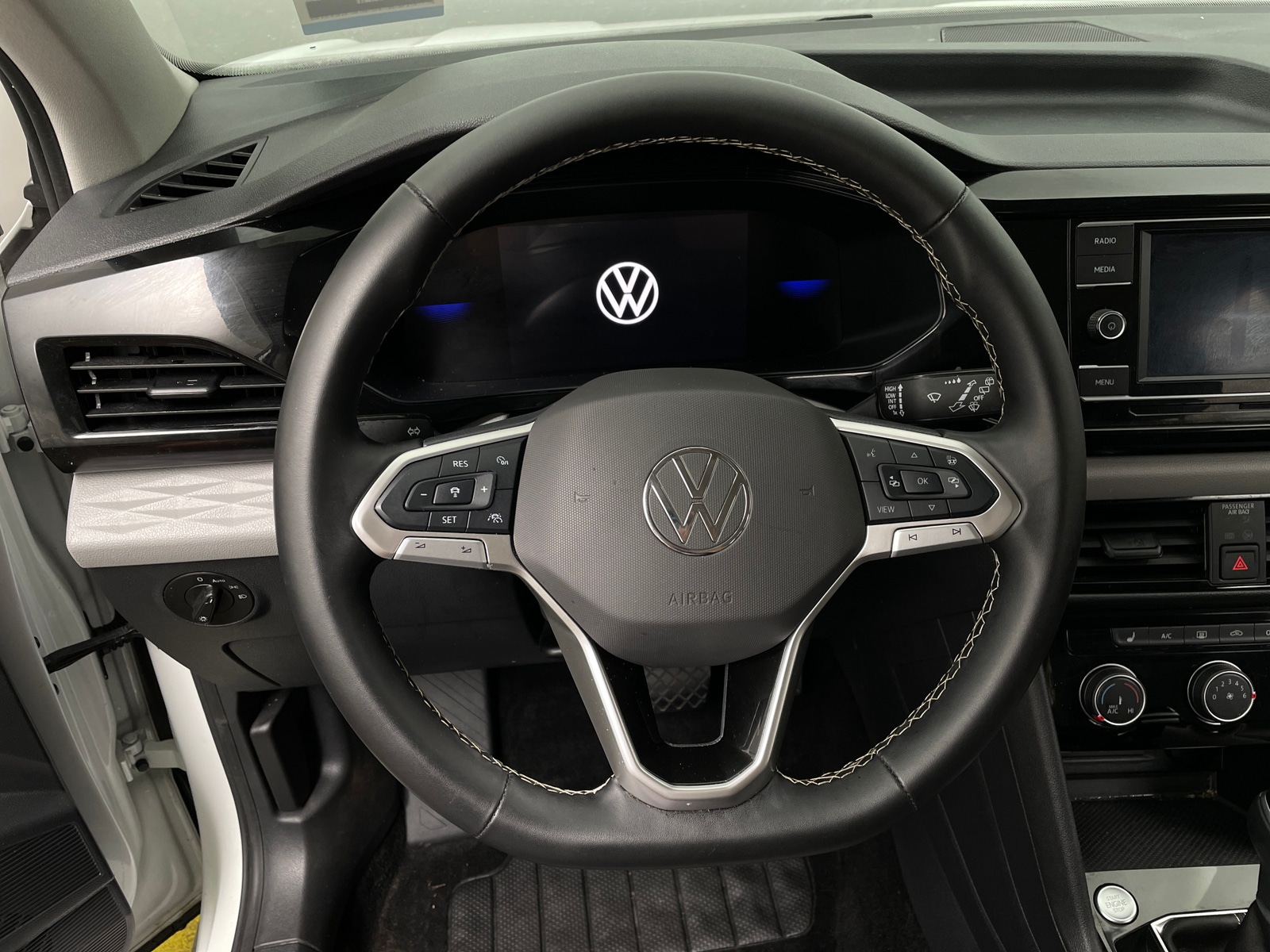 Thumbnail: 2024 Volkswagen Taos - 5