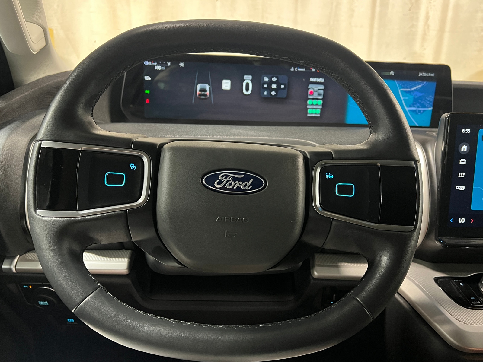 Thumbnail: 2025 Ford Expedition MAX - 5