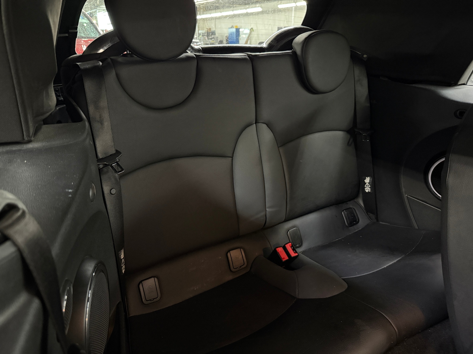Thumbnail: 2010 MINI Cooper Convertible - 5