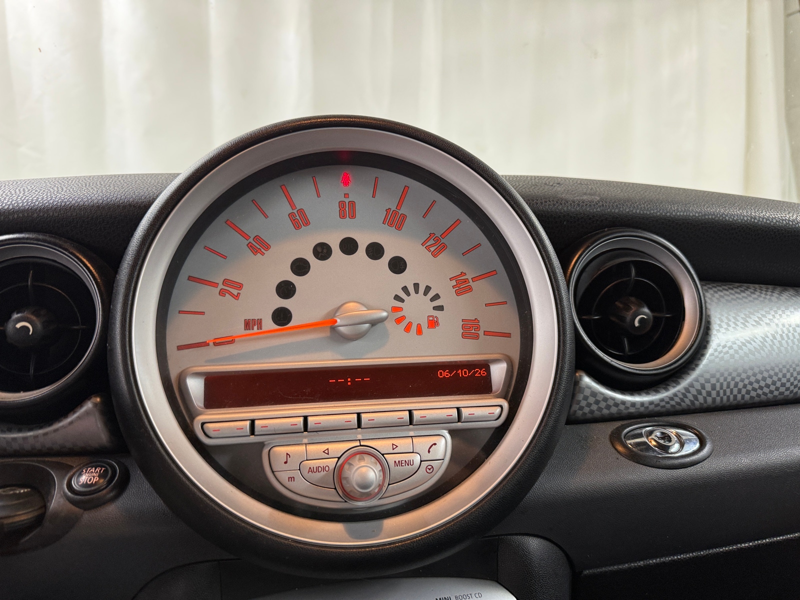 Thumbnail: 2010 MINI Cooper Convertible - 3