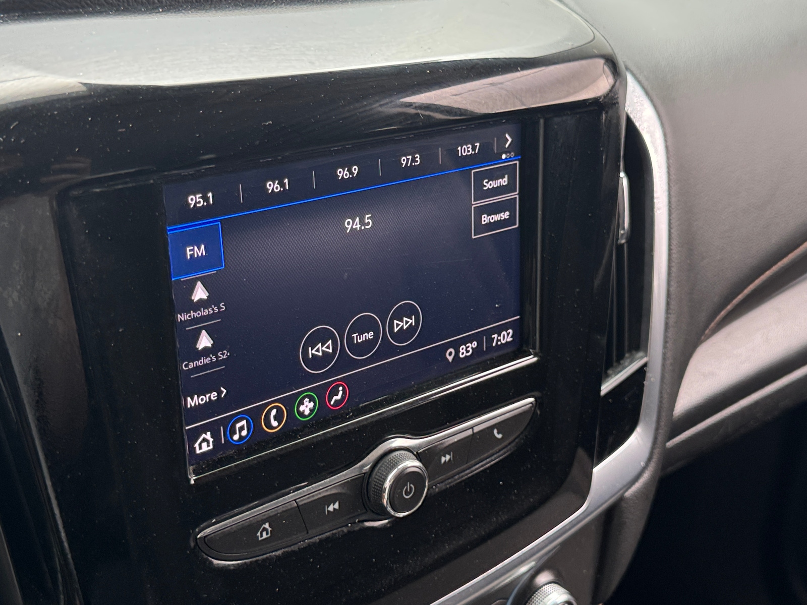 Thumbnail: 2021 Chevrolet Traverse - 4