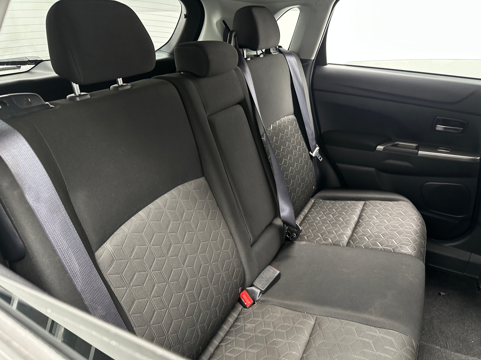Thumbnail: 2020 Mitsubishi Outlander Sport - 6