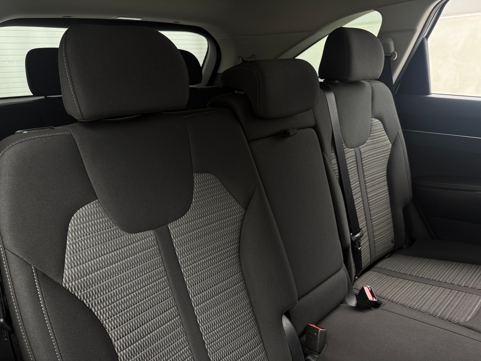 Thumbnail: 2023 Kia Sorento - 6