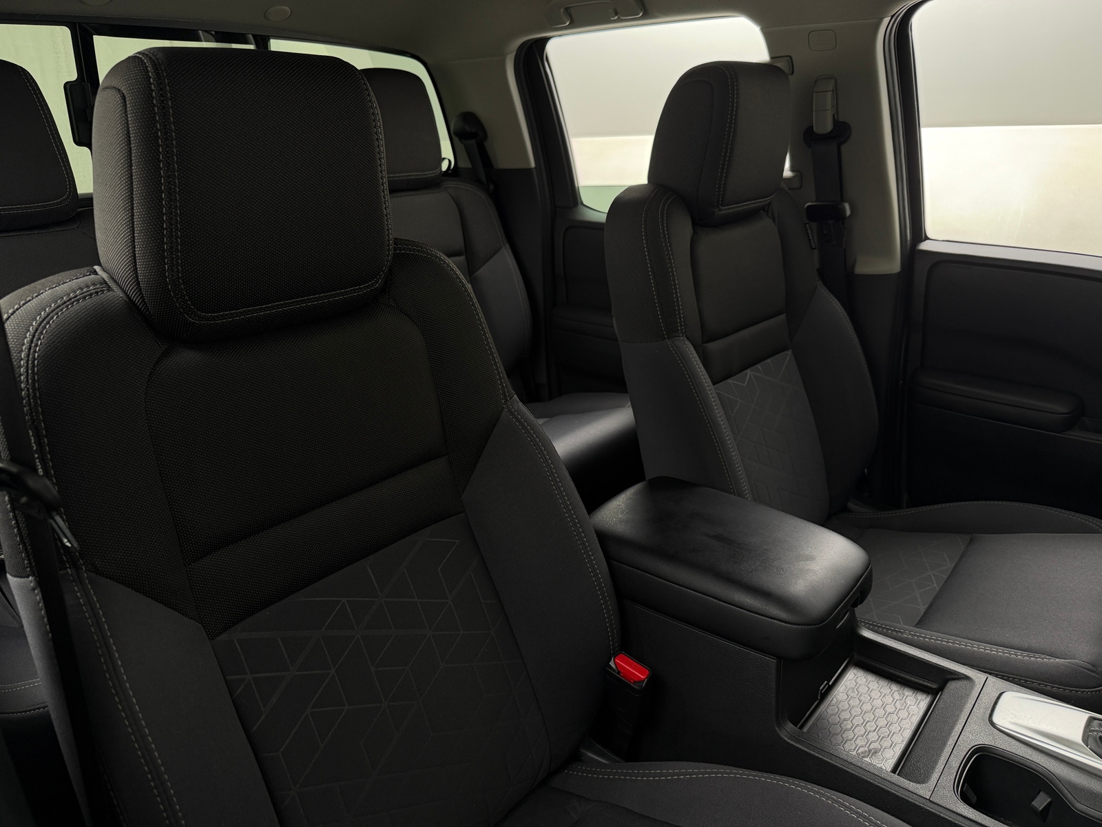 Thumbnail: 2025 Nissan Frontier - 2