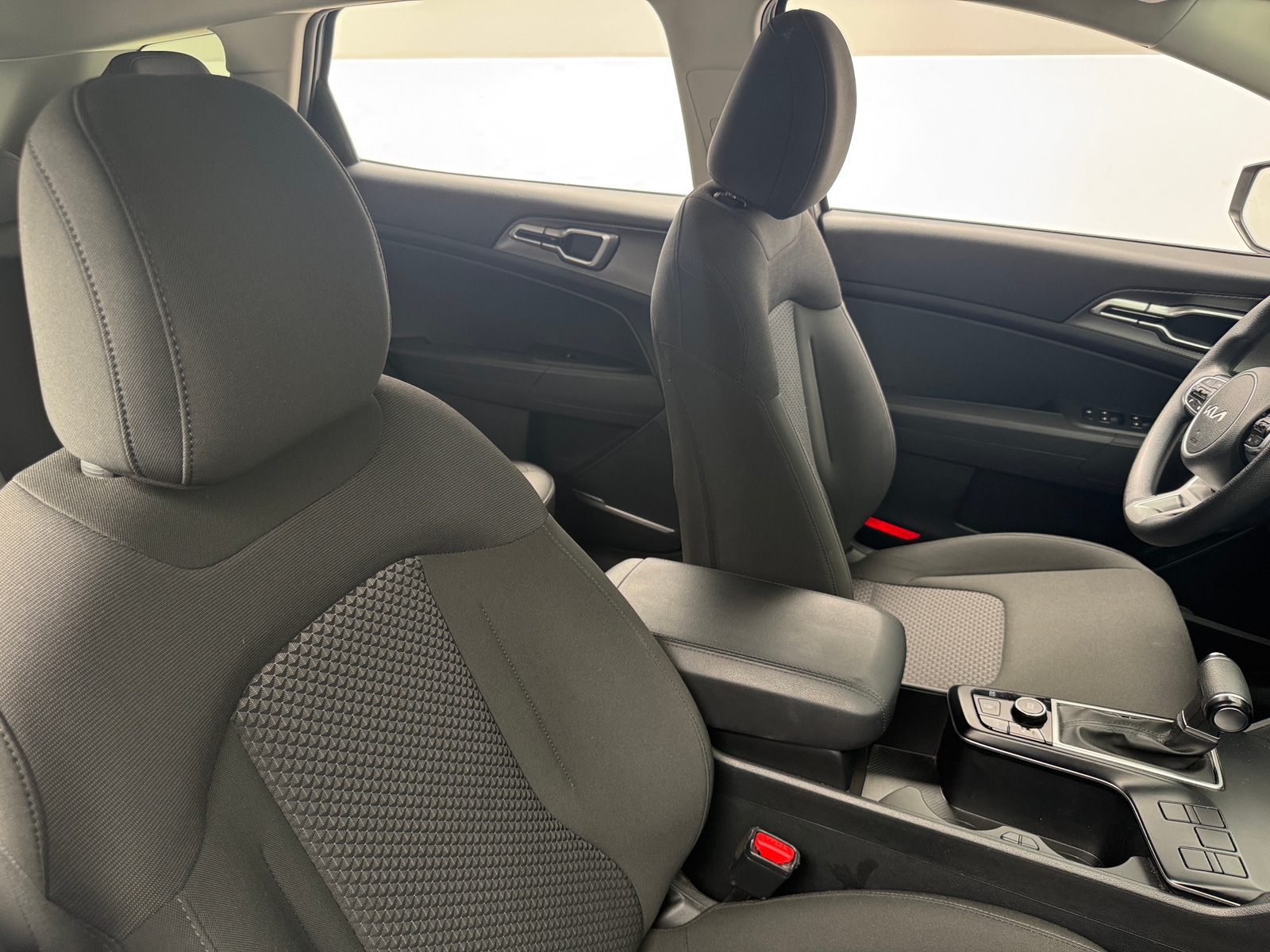 Thumbnail: 2025 Kia Sportage - 2