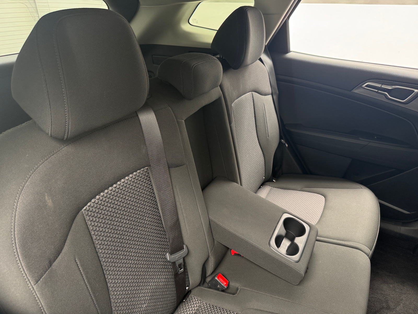 Thumbnail: 2025 Kia Sportage - 6