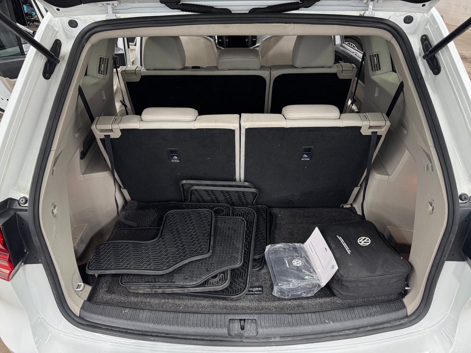 Thumbnail: 2019 Volkswagen Atlas - 6