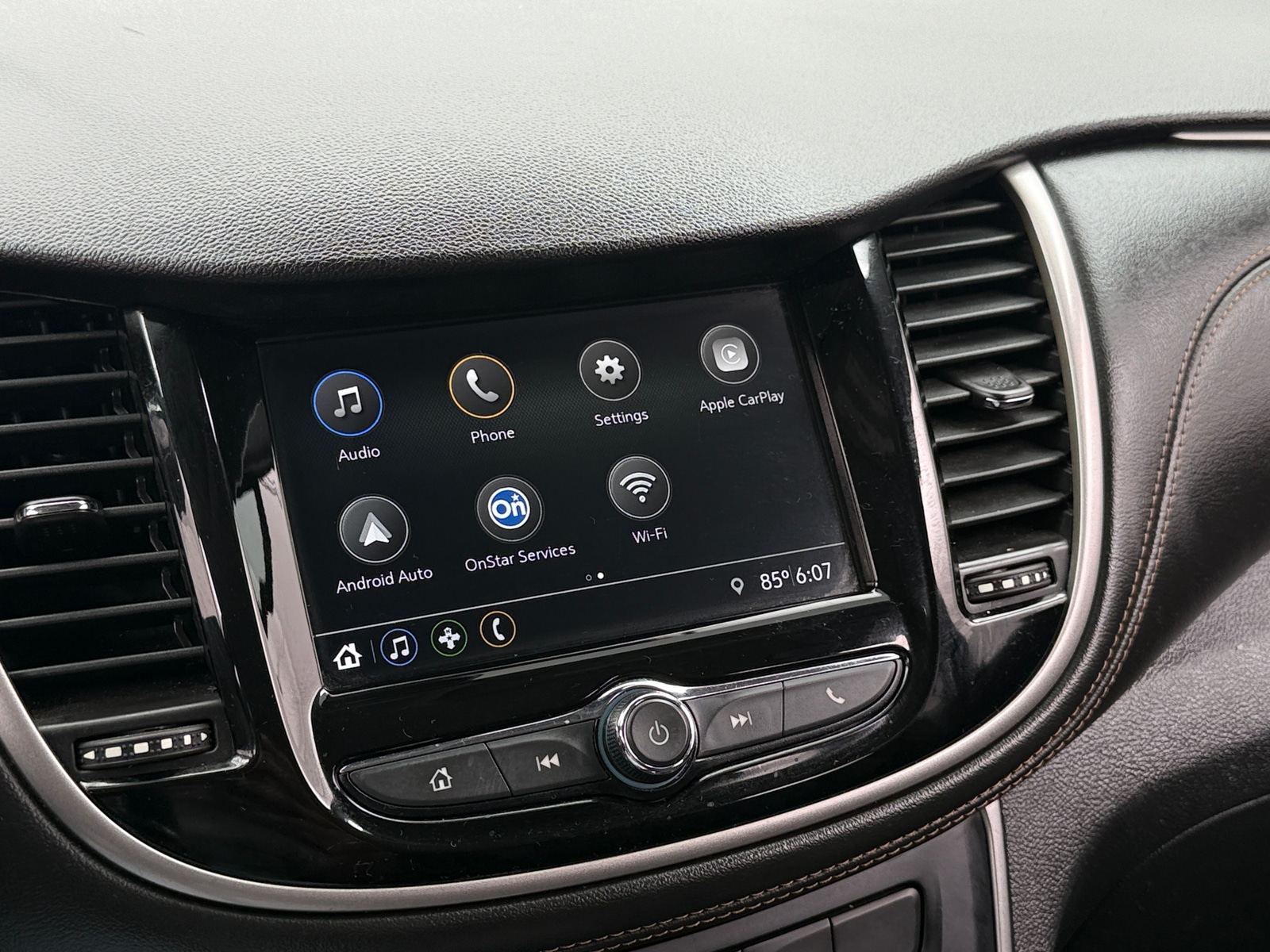 Thumbnail: 2019 Chevrolet Trax - 4