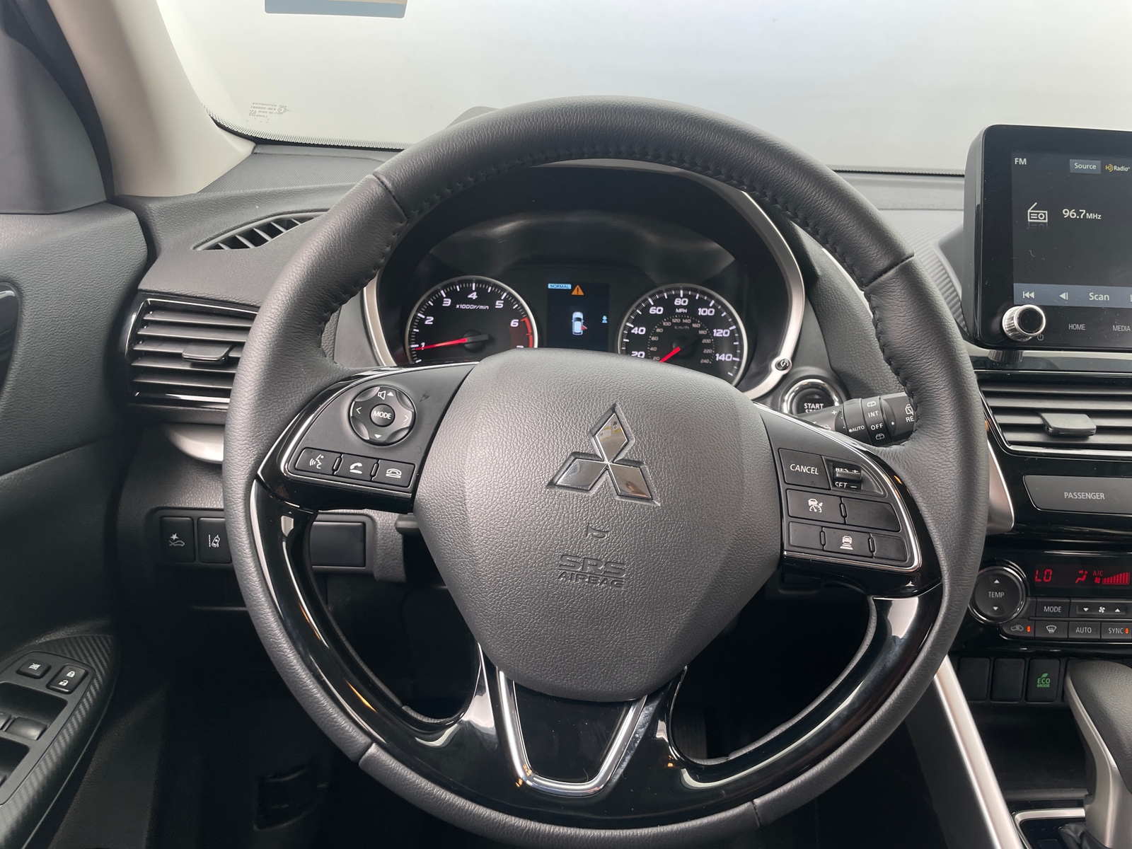 Thumbnail: 2026 Mitsubishi Eclipse Cross - 4
