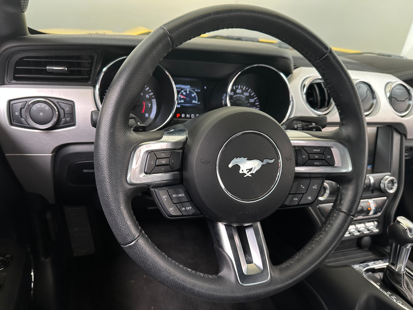 Thumbnail: 2015 Ford Mustang - 3