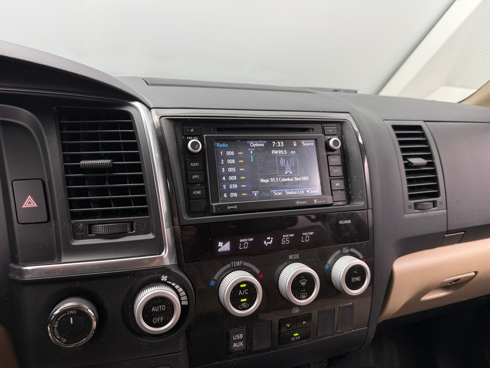 Thumbnail: 2018 Toyota Sequoia - 4