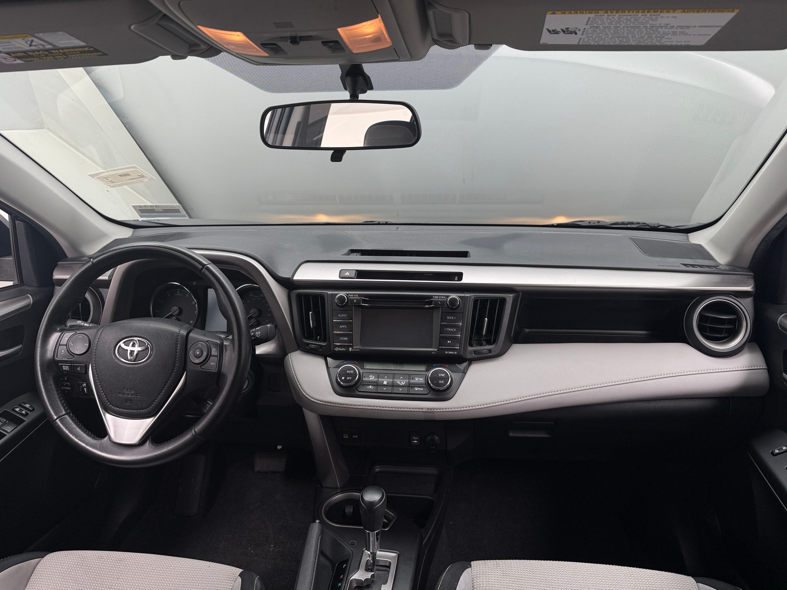 Thumbnail: 2016 Toyota RAV4 - 3