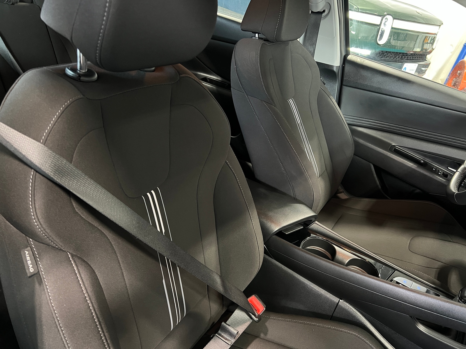 Thumbnail: 2025 Hyundai Elantra - 2