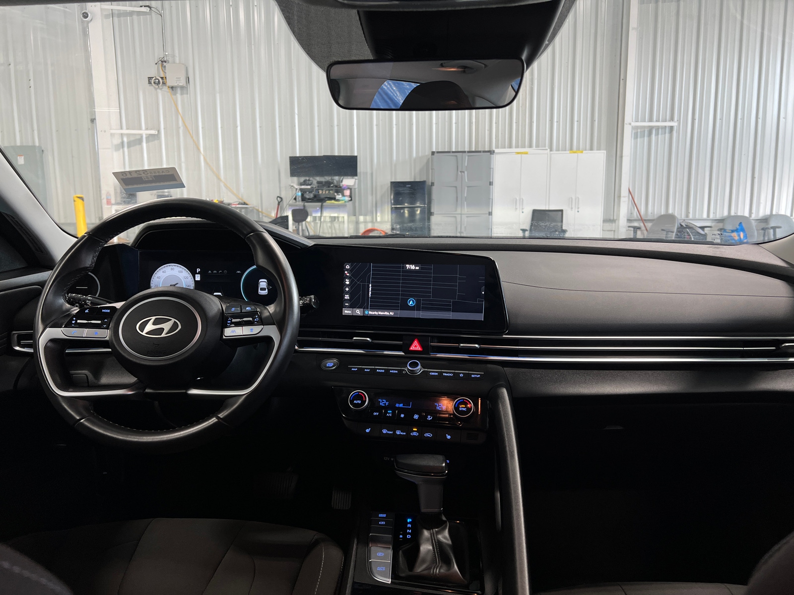 Thumbnail: 2025 Hyundai Elantra - 3
