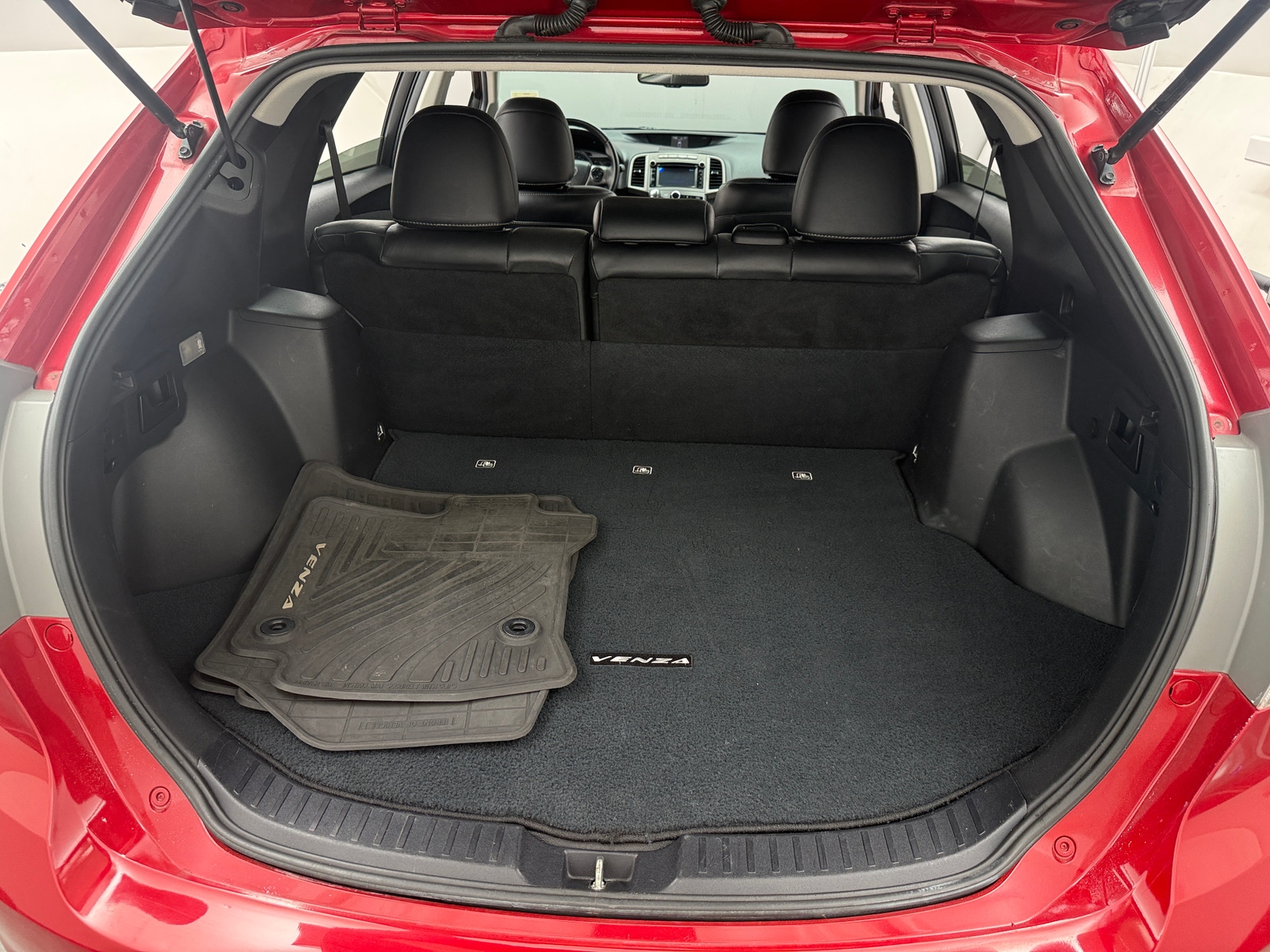 Thumbnail: 2013 Toyota Venza - 7