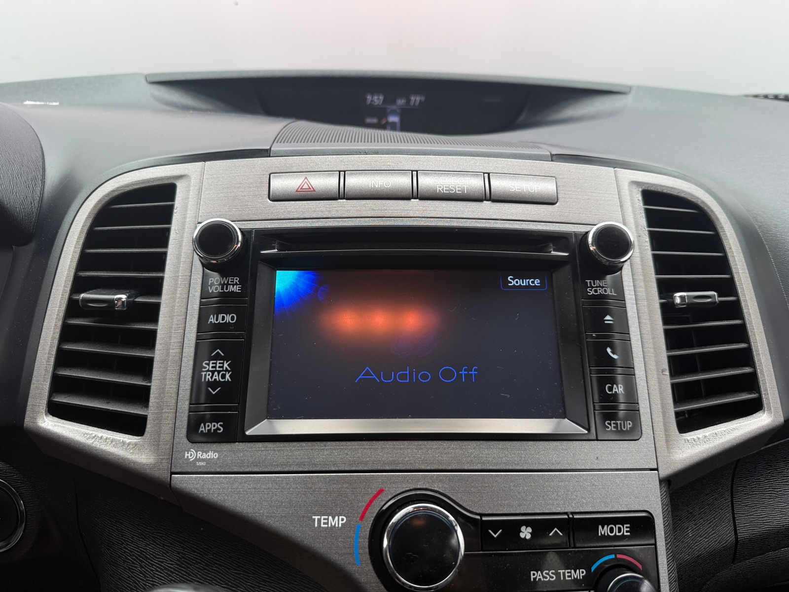 Thumbnail: 2013 Toyota Venza - 4