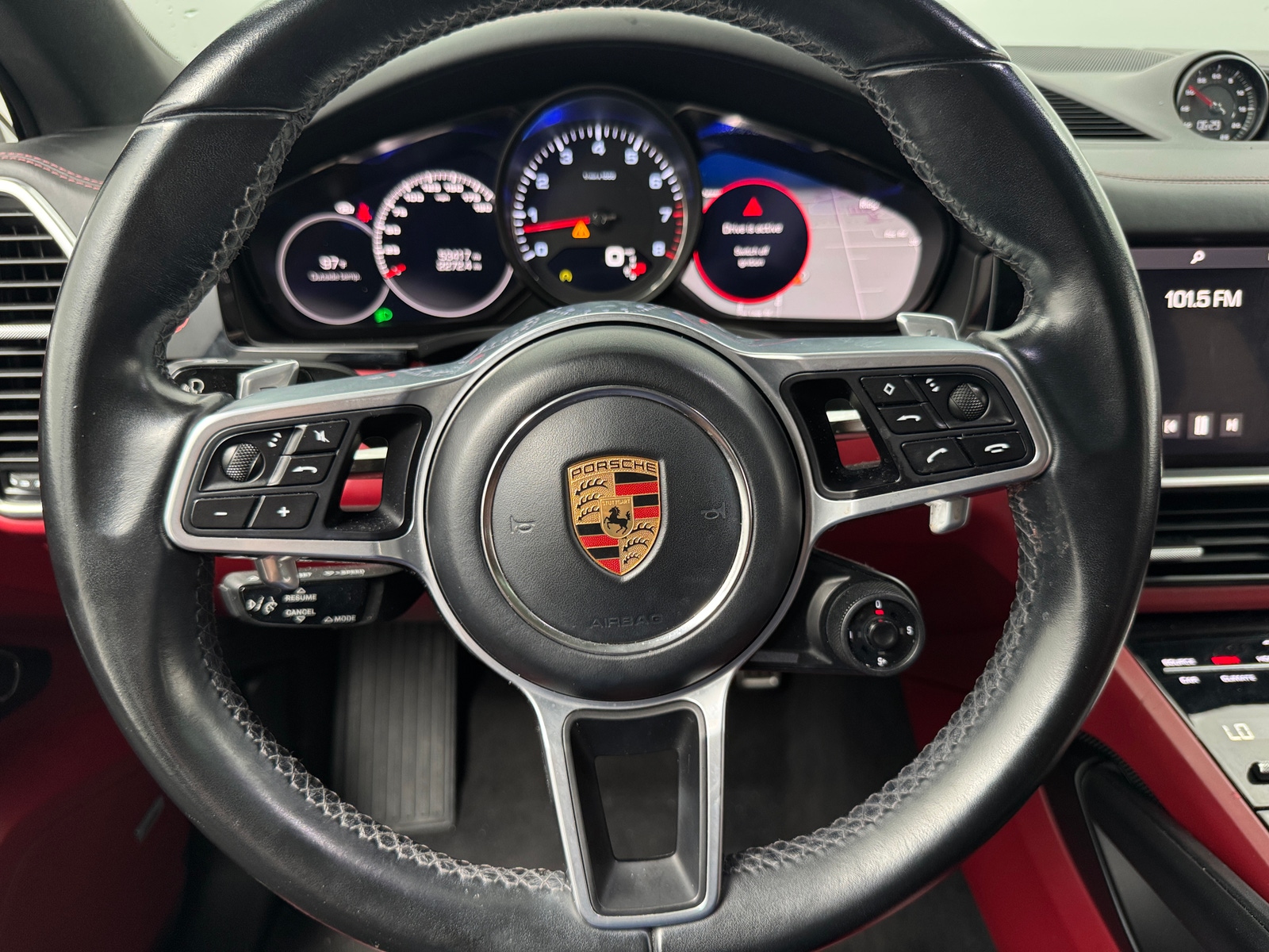 Thumbnail: 2021 Porsche  - 4