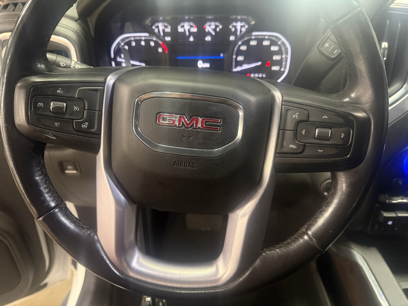 Thumbnail: 2020 GMC Sierra 1500 - 4
