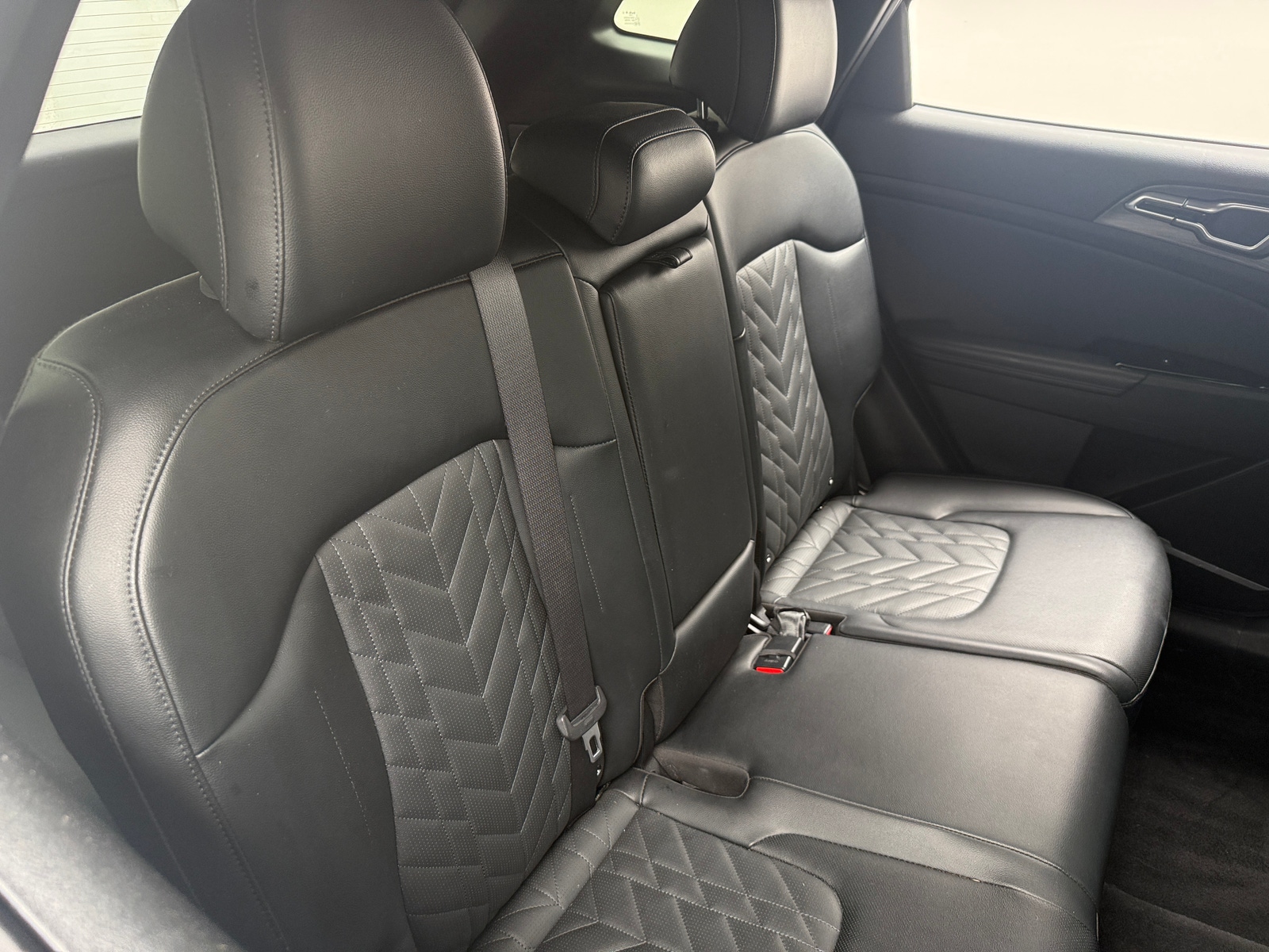 Thumbnail: 2023 Kia Sportage - 5
