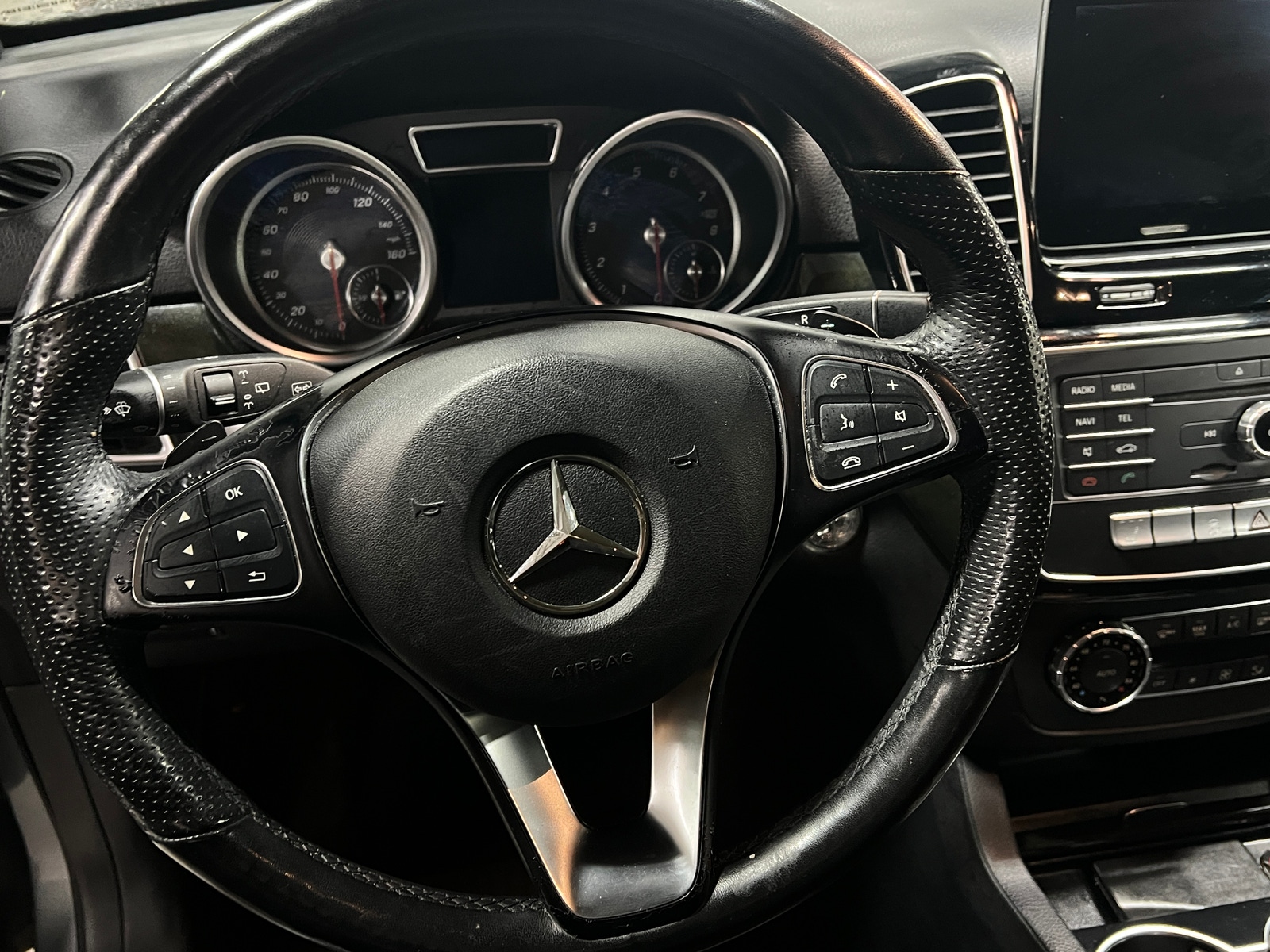 Thumbnail: 2018 Mercedes-Benz GLE - 4