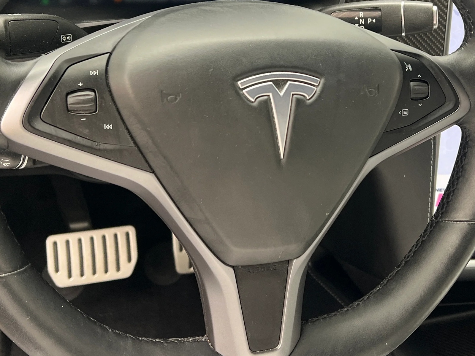 Thumbnail: 2020 Tesla Model X - 4
