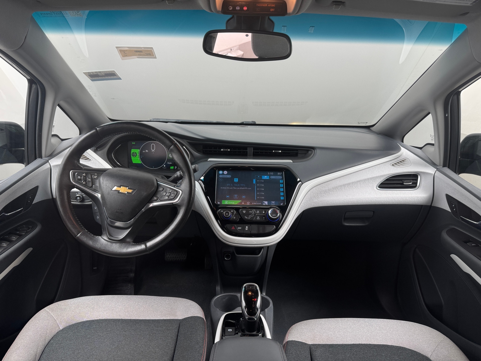 Thumbnail: 2017 Chevrolet Bolt EV - 3
