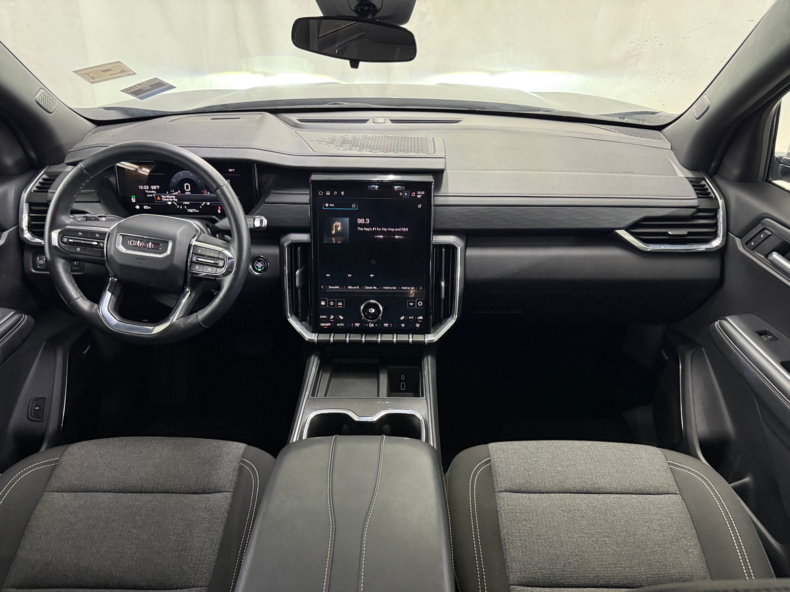 Thumbnail: 2025 GMC Acadia - 3