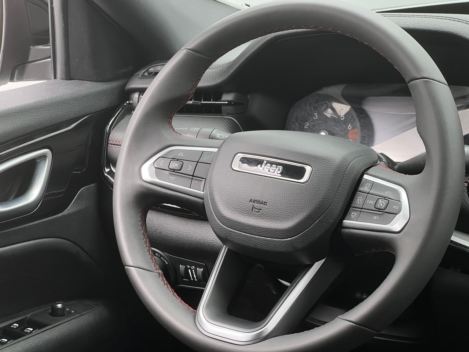 Thumbnail: 2025 Jeep Compass - 5