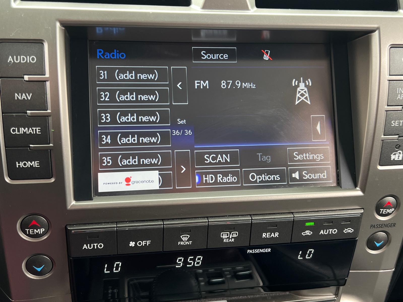 Thumbnail: 2016 Lexus GX - 3