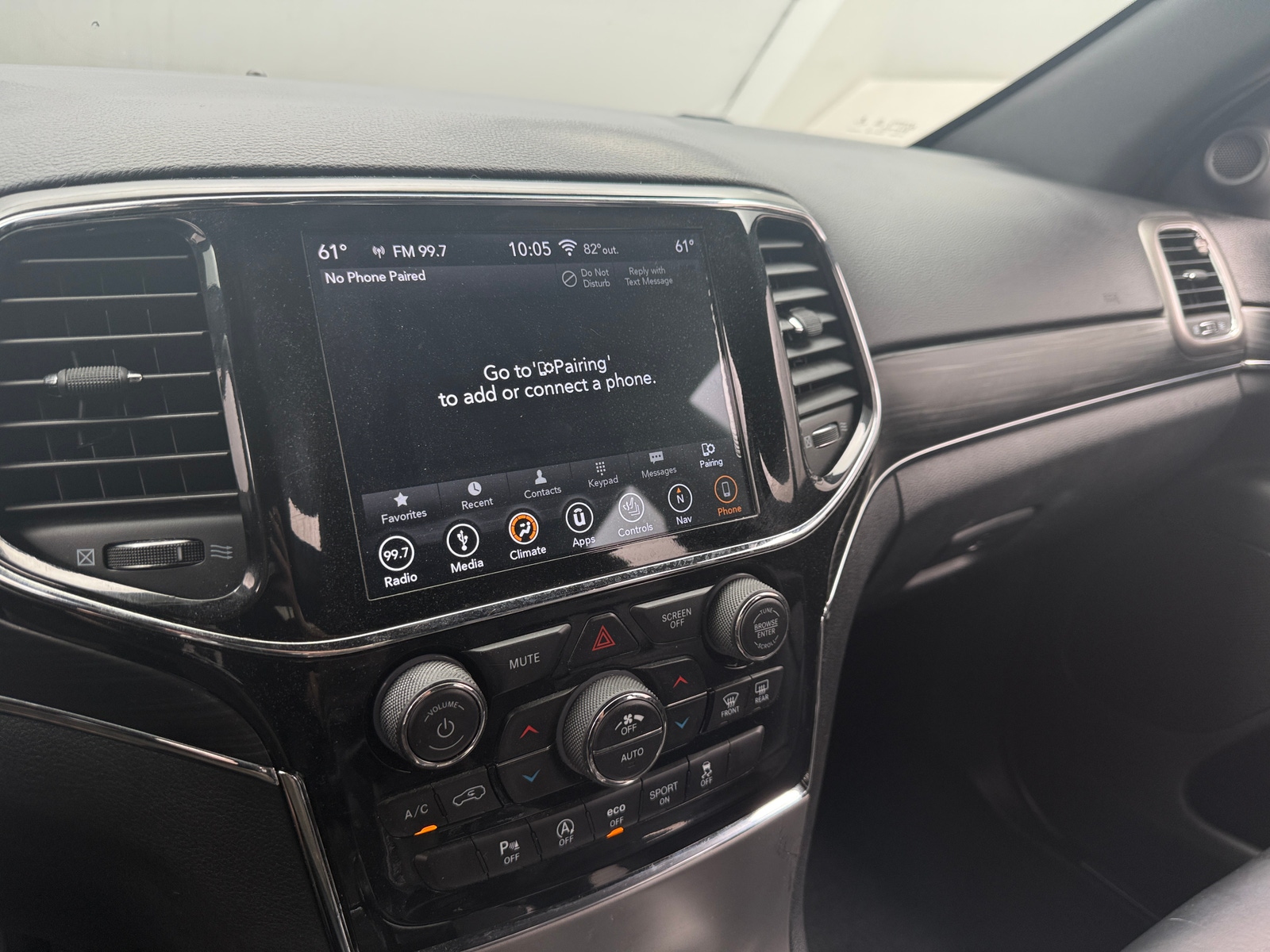 Thumbnail: 2019 Jeep Grand Cherokee - 3