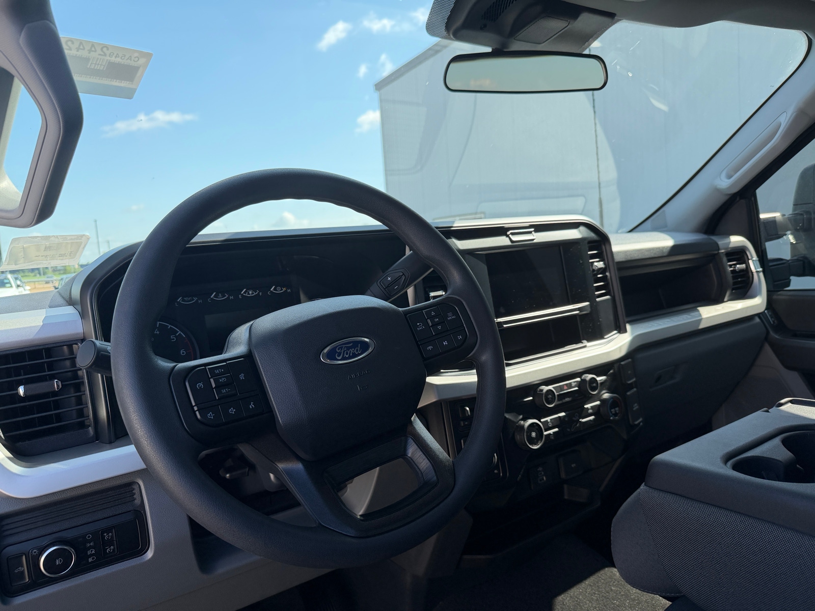 Thumbnail: 2026 Ford Econoline - 3