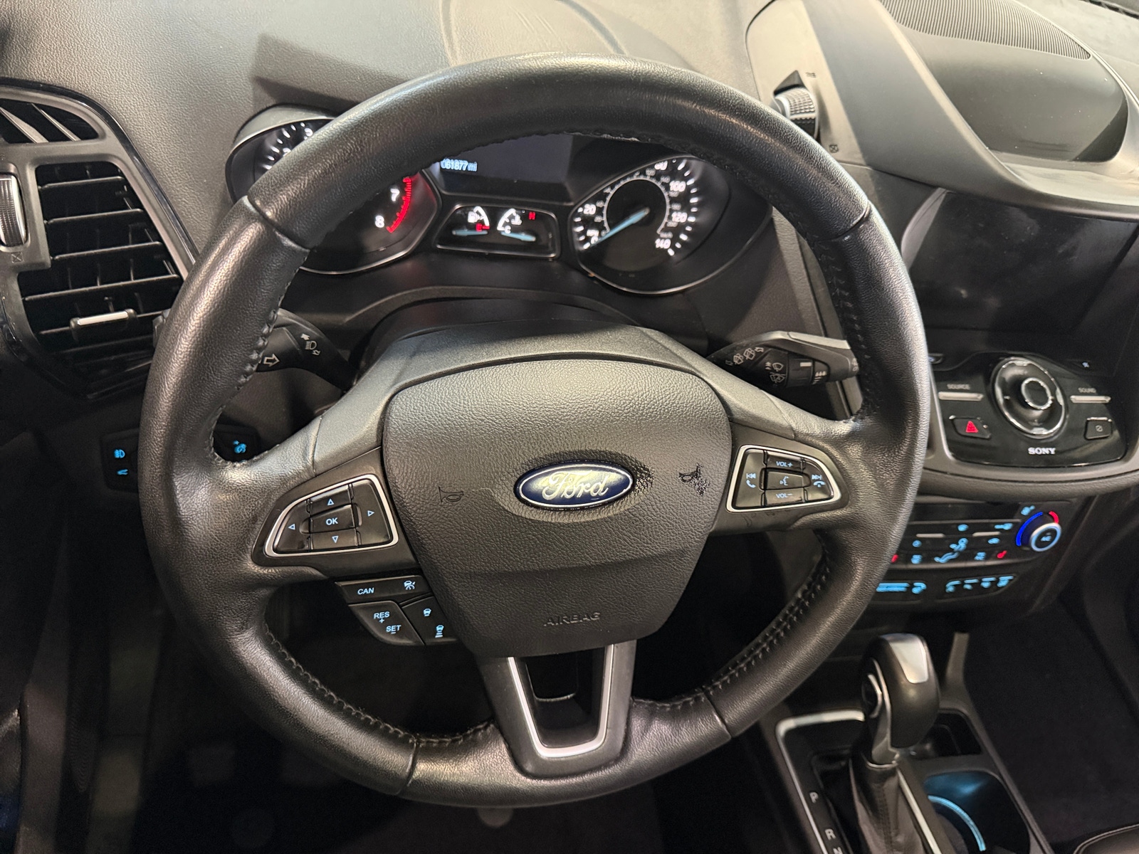 Thumbnail: 2019 Ford Escape - 4