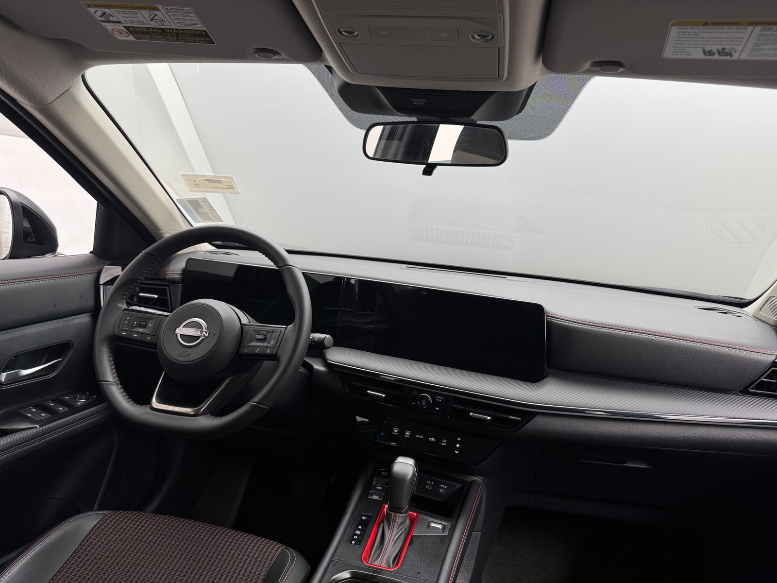 Thumbnail: 2025 Nissan Kicks - 2