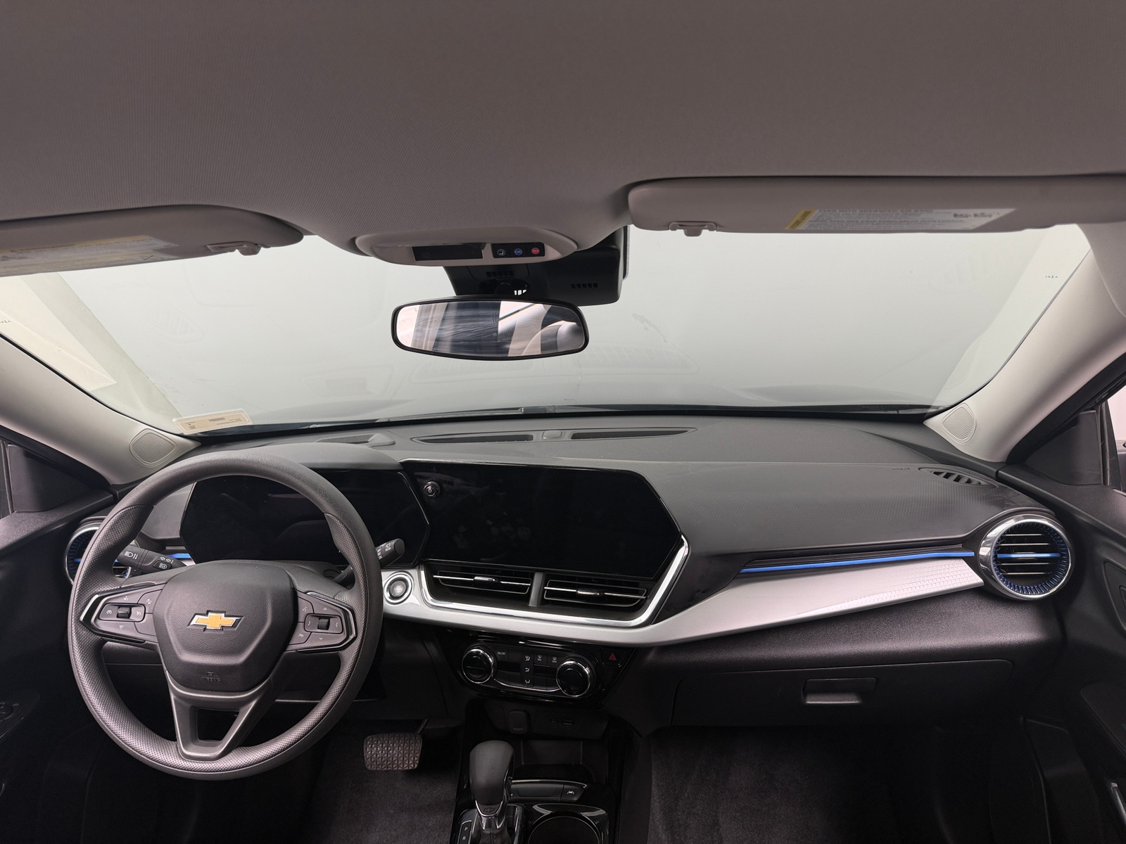Thumbnail: 2025 Chevrolet Trax - 3
